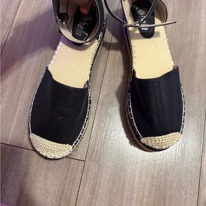 Elegant Black Espadrille Flats